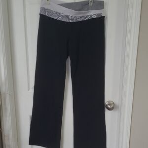 Lululemon Womens Black Yoga Pants Inseam 30"